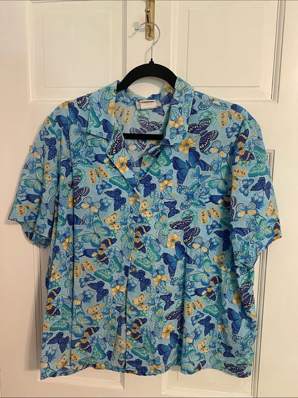 Blair Blue Butterfly Print Short Sleeve Button-Down Shirt